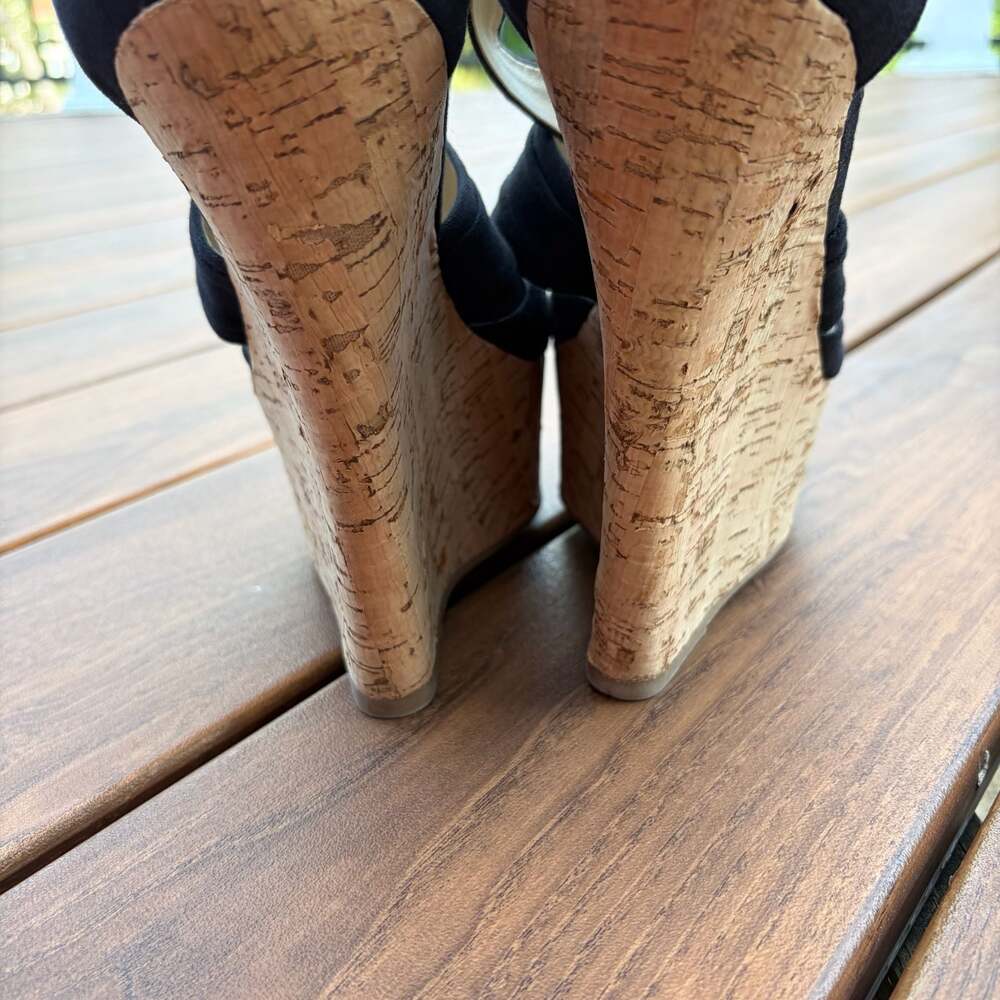 New JustFab Agnese Black Fabric Platform Wedge Sandals - Floral Accents Size 8.5 - Picture 7 of 9